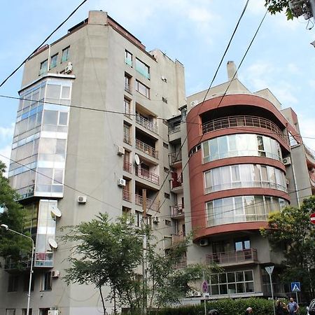 Apartment On Gia Chanturia 5 Tbilisi Bagian luar foto